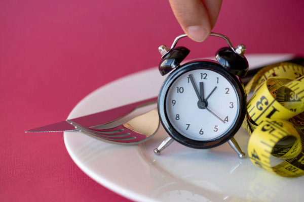 Is intermittent fasting a healthy eating strategy?